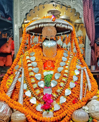 Ayodhya Hanuman Garhi Murti , Ayodhya Hanuman Temple